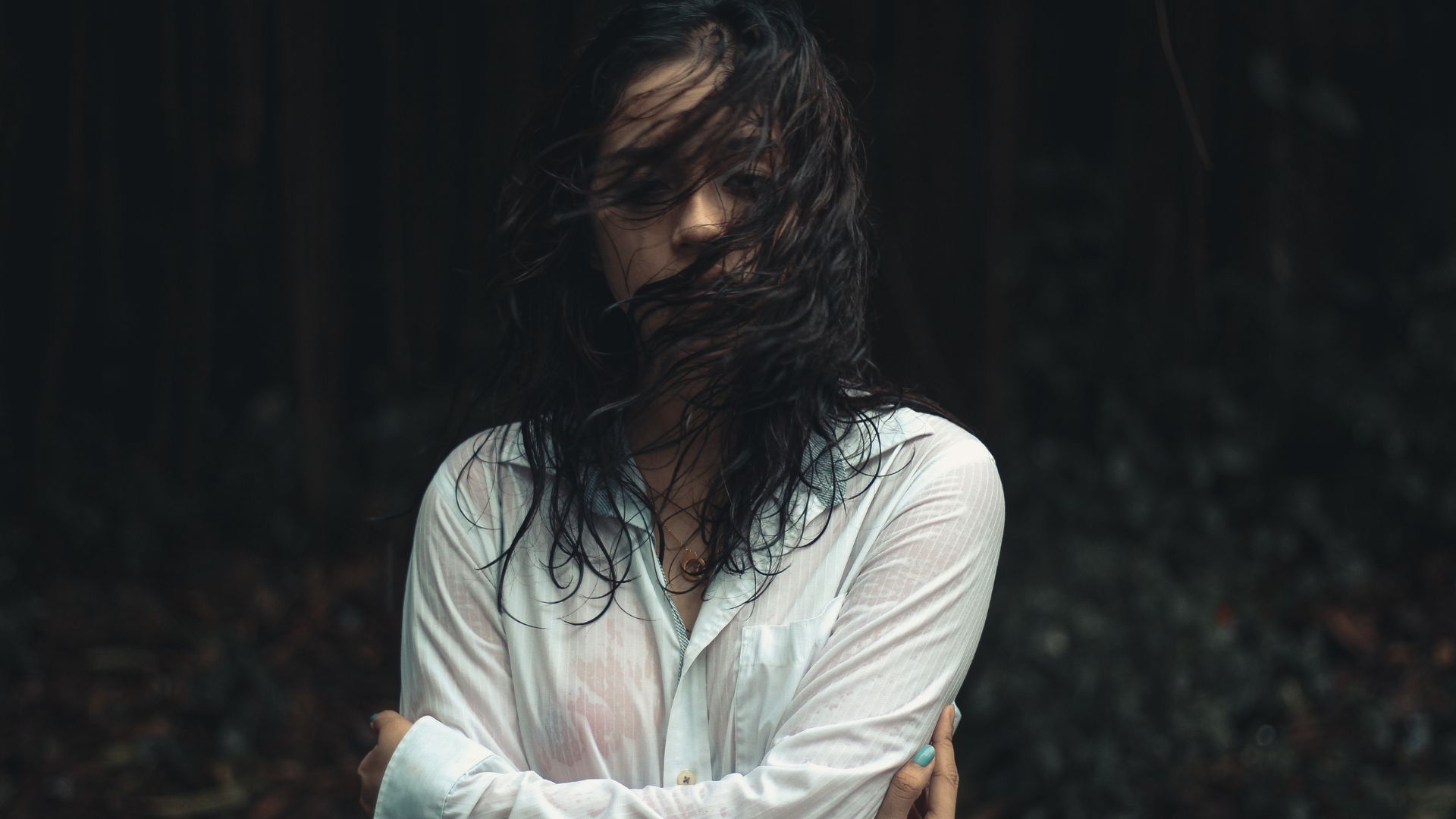 Woman Wearing White Dress Shirt Crossing Her Arms